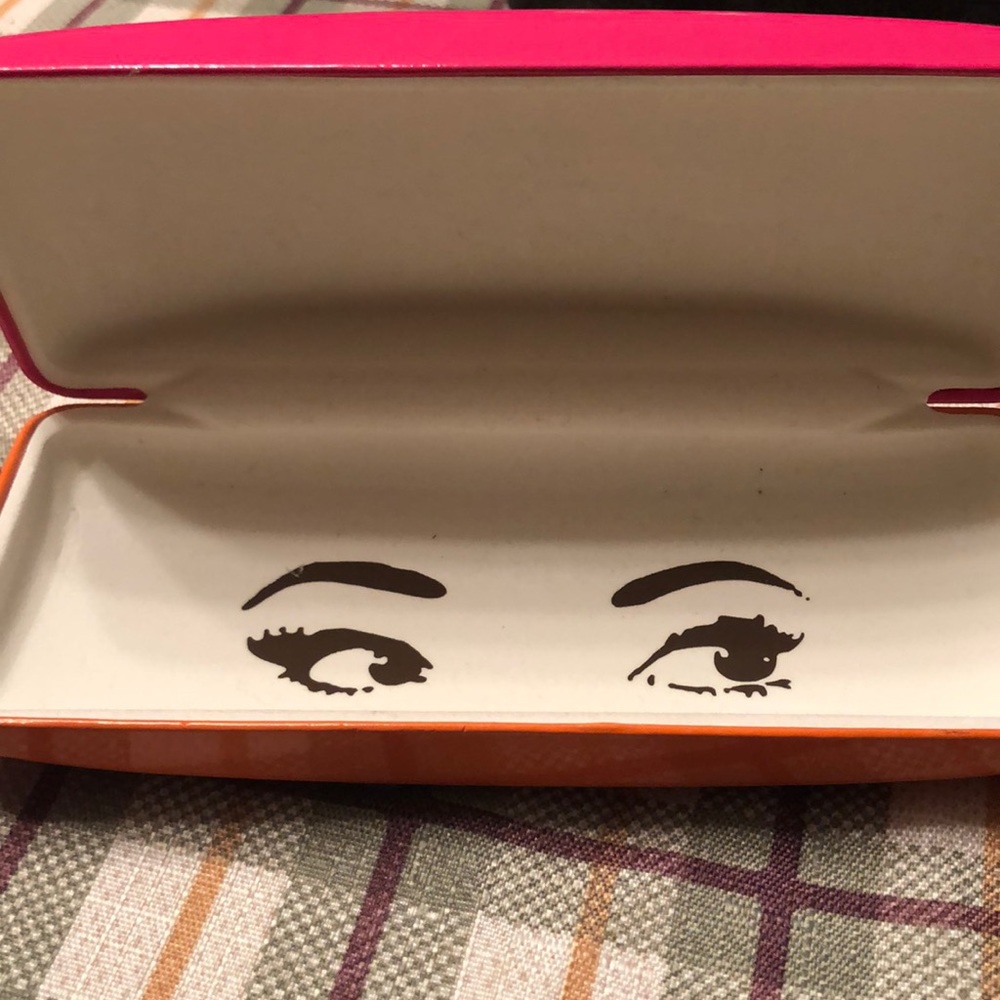 Kate Spade ♠️ glass case - Picture 3 of 4